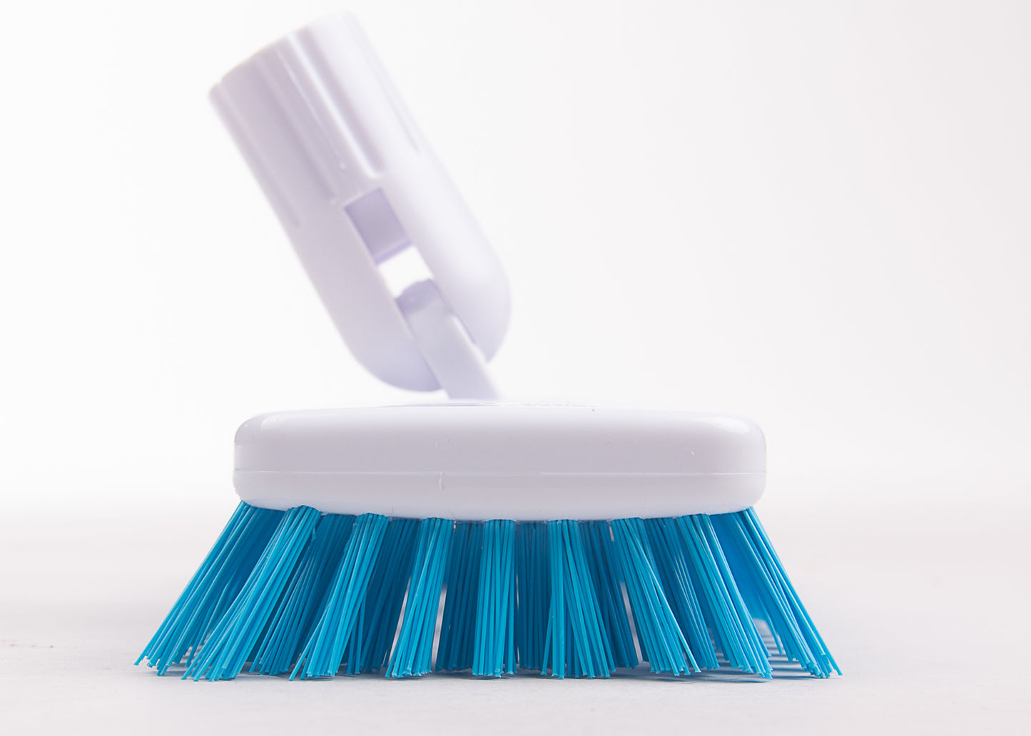 profile photo of our swivel headed telescopic broom head