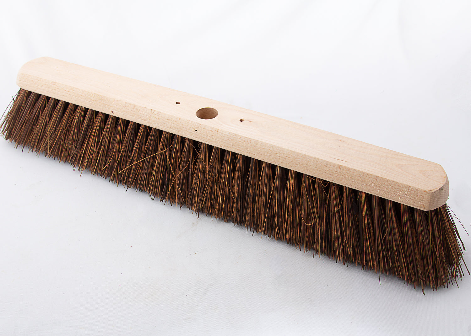 photo showing the wide platform broom head with natural bristle