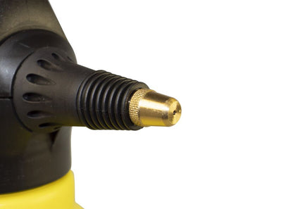 the adjustable nozzle on our Flexi hand sprayer